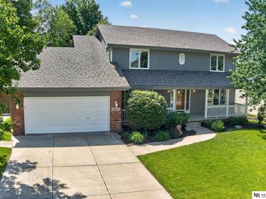 16113 Monroe Street , Omaha, NE 68135