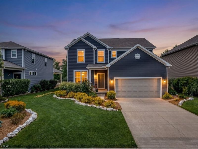183 Nottingham Way, Wadsworth, OH 44281 Photo 1