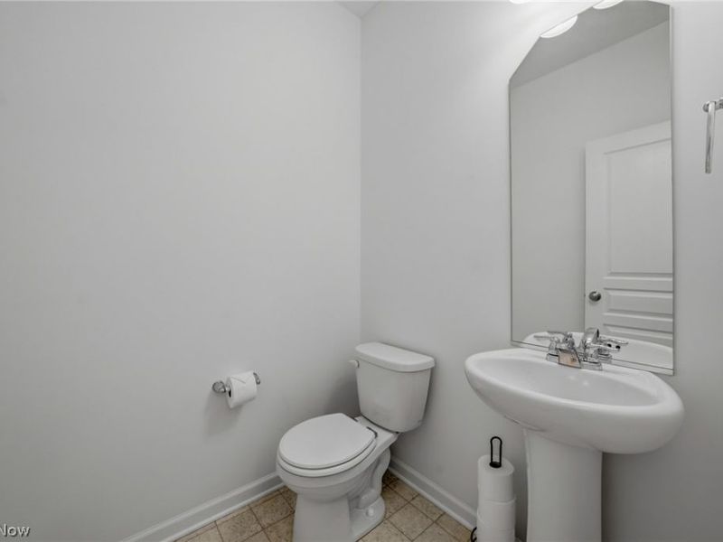 183 Nottingham Way, Wadsworth, OH 44281 Photo 17