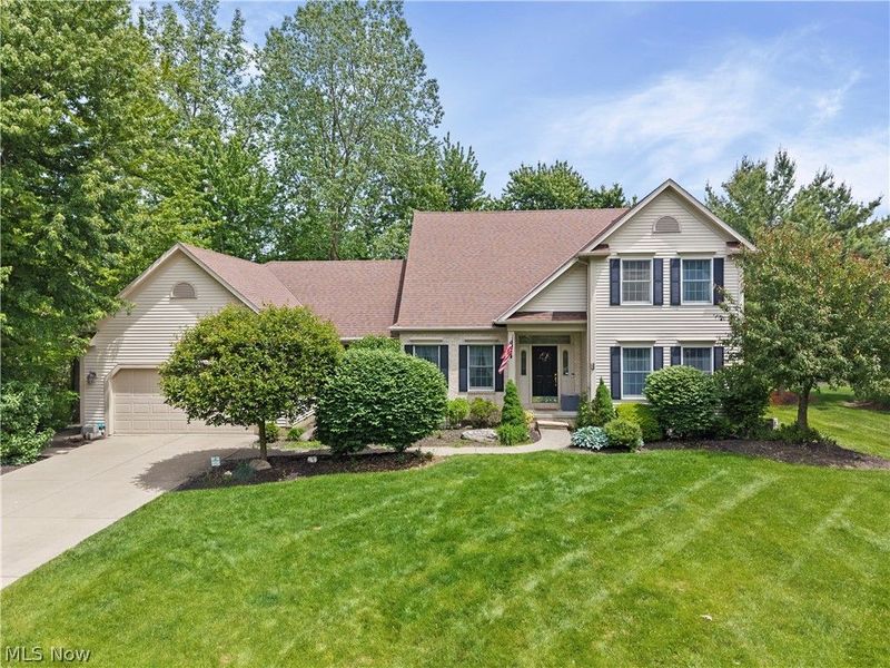 32194 Teasel Court, Avon Lake, OH 44012 Photo 2