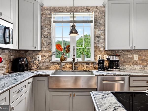 8 N POINTE TERRACE, MIDDLETOWN, MD 21769