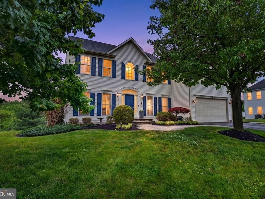 8 N Pointe Terrace, Middletown, MD 21769 Main Photo