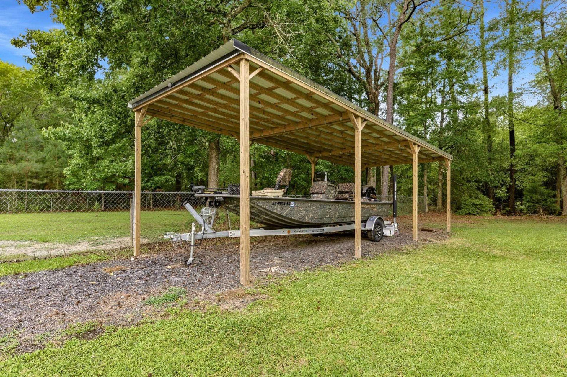 6099 Highway 134 Photo 4