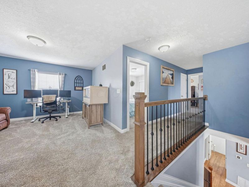 2100 Emmys Way, Columbus, OH 43228 Photo 22