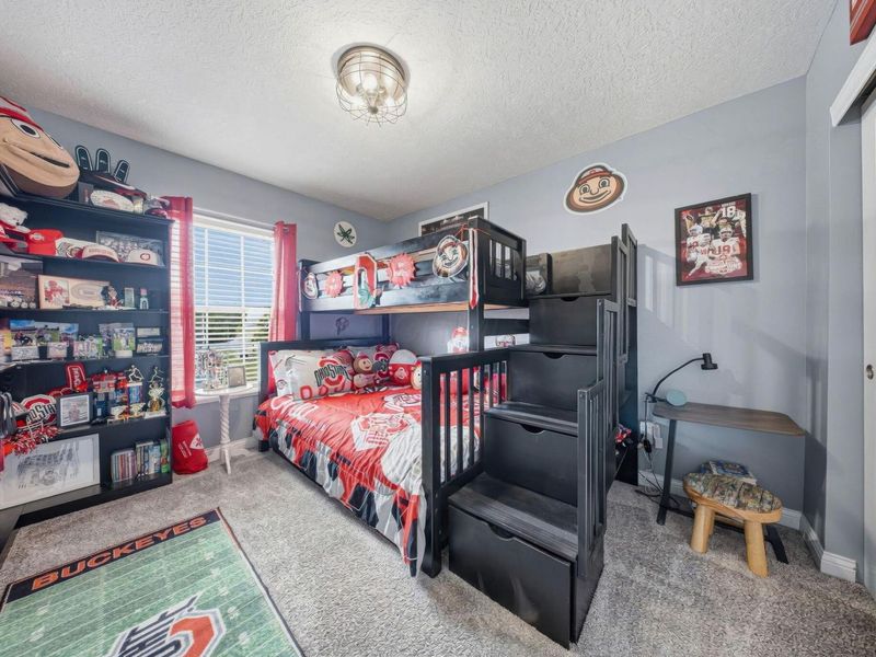 2100 Emmys Way, Columbus, OH 43228 Photo 33
