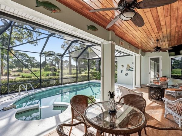 928 Carolina Circle SW, Vero Beach, FL 32962