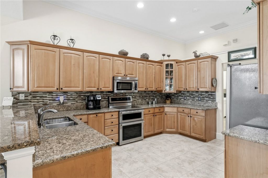 928 Carolina Circle Sw, Vero Beach, FL 32962 Photo