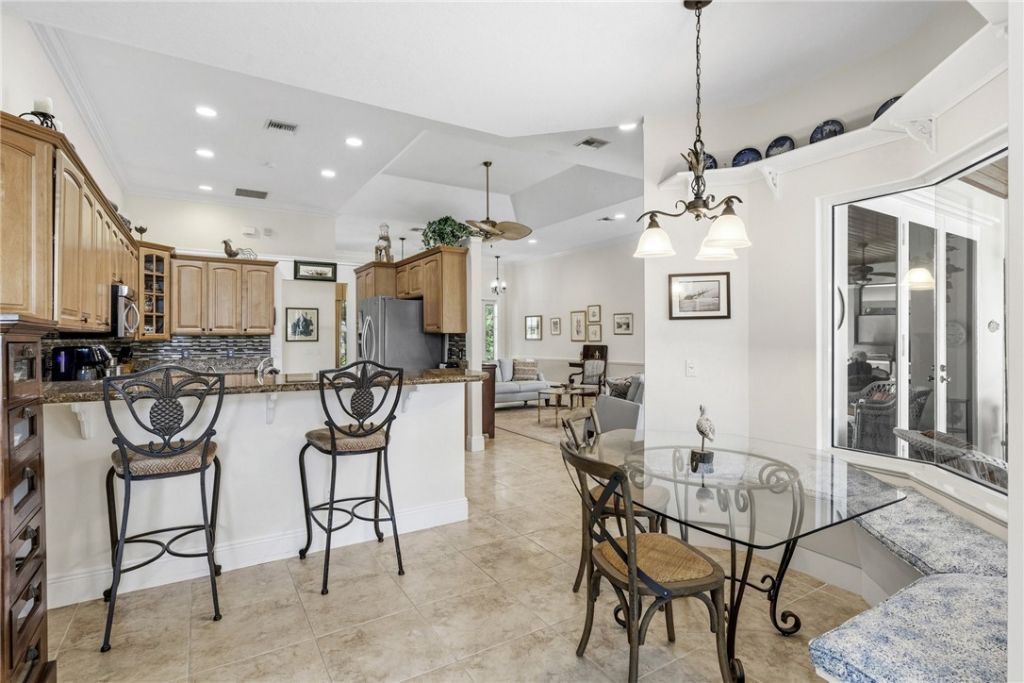 928 Carolina Circle Sw, Vero Beach, FL 32962 Photo