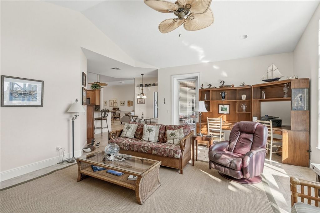 928 Carolina Circle Sw, Vero Beach, FL 32962 Photo