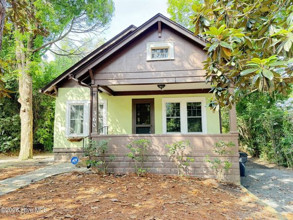 360 E Maine Avenue, Southern Pines, NC 28387
