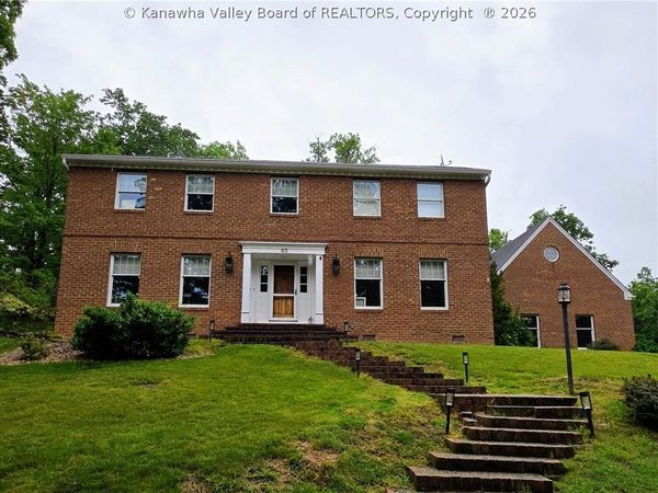 65 Derby Lane, Huntington, WV 25705