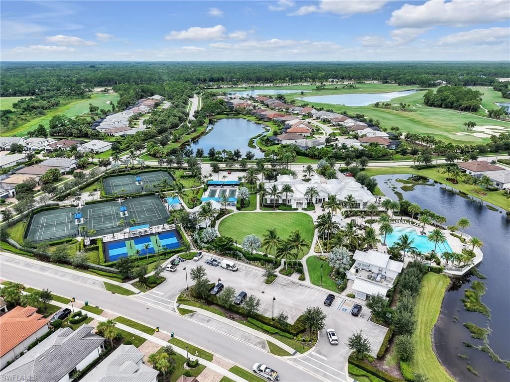 9487 Greyhawk Trl, Naples, FL 34120 Photo