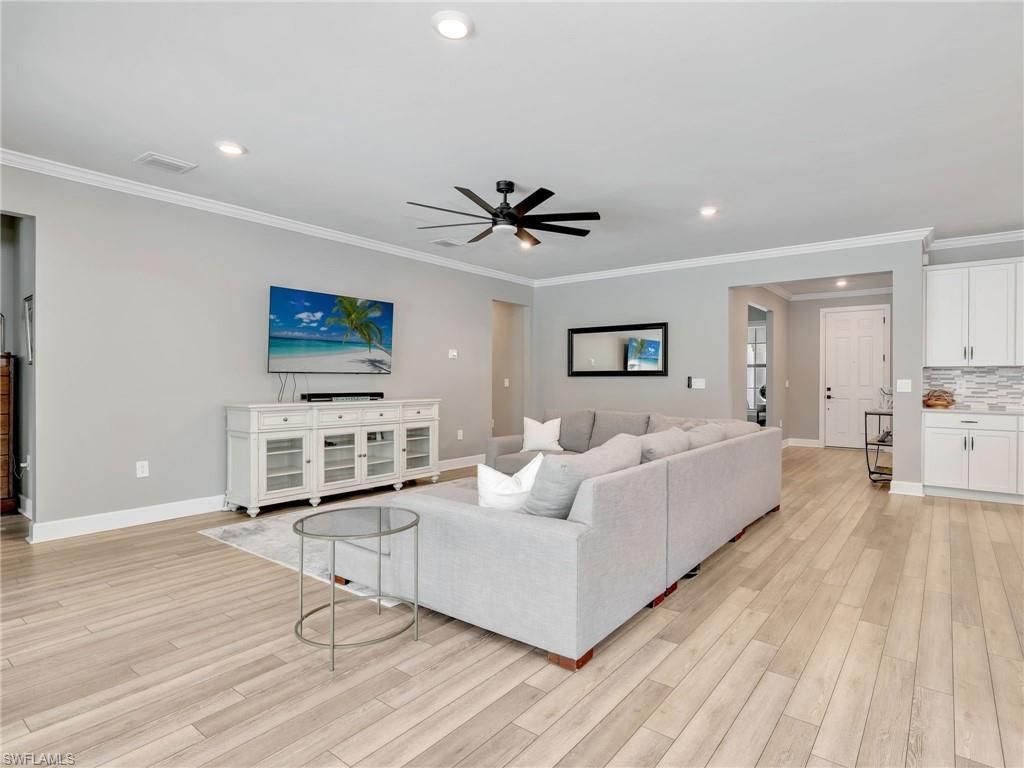 9487 Greyhawk Trl, Naples, FL 34120 Photo