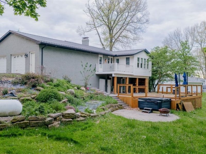 9717 Stephen Drive, Minerva, OH 44657 Photo 2