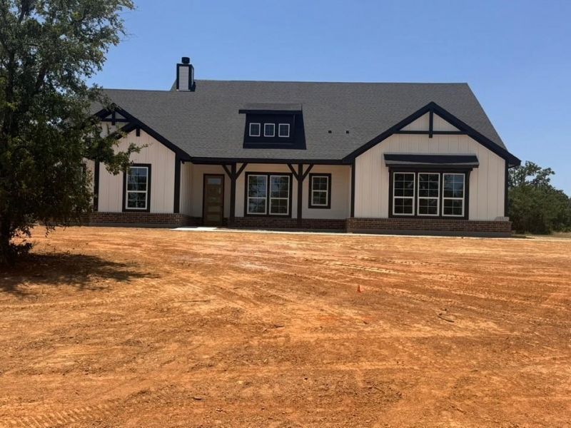 165 Oak Grove Way, Springtown, TX 76082 Main Photo