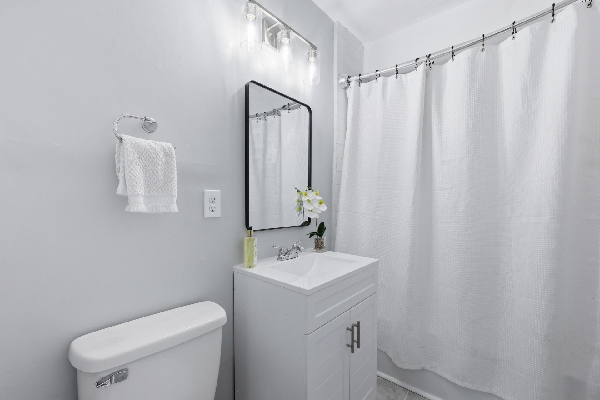 2916 Lexington Avenue Photo 9