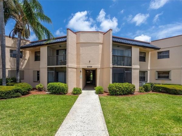 2069 NE Collins Circle, Unit 7-50, Jensen Beach, FL 34957