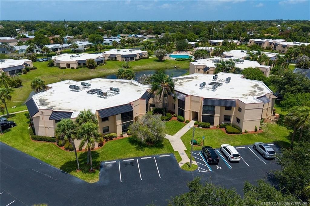 2069 NE Collins Circle, Unit 7-50, Jensen Beach, FL 34957 Photo