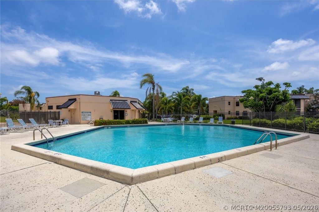 2069 NE Collins Circle, Unit 7-50, Jensen Beach, FL 34957 Photo