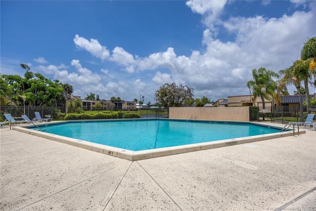 2069 NE Collins Circle, Unit 7-50, Jensen Beach, FL 34957 Photo