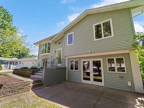 2333 Mound Street, Davenport, IA 52803
