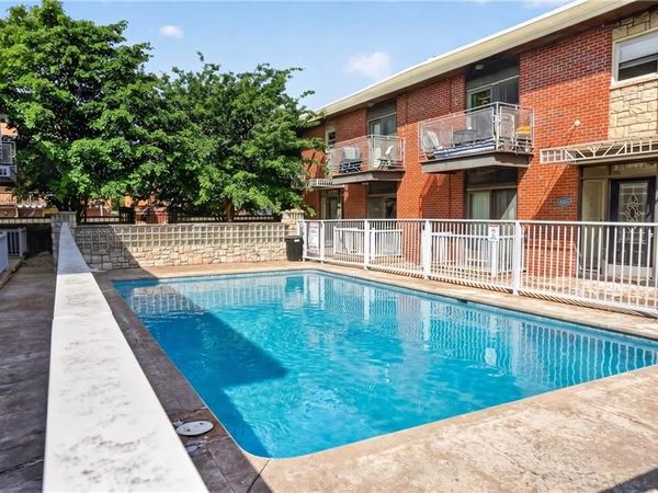 4213 Clark Avenue, Unit 5, Kansas City, MO 64111