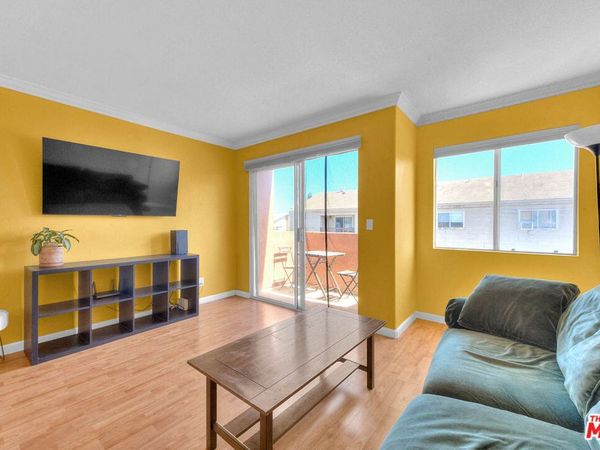 1485 Obispo Avenue, Unit 6, Long Beach, CA 90804