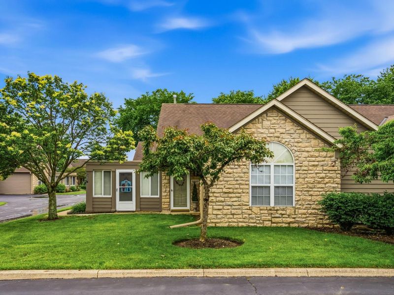 5607 E Links Boulevard , Unit 3, Hilliard, OH 43026 Photo 3