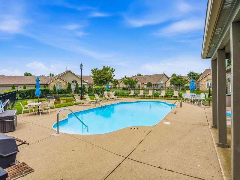 5607 E Links Boulevard , Unit 3, Hilliard, OH 43026 Photo 6