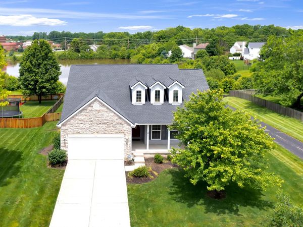 1010 Laketree Court E, Westerville, OH 43081
