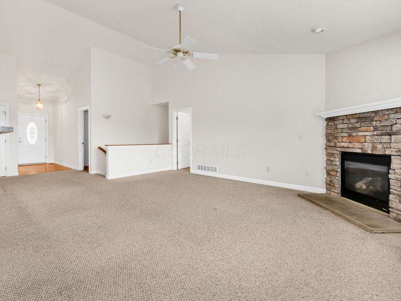 1010 Laketree Court W, Westerville, OH 43081 Photo 15