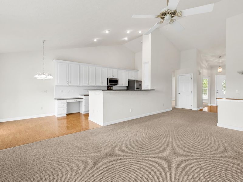 1010 Laketree Court W, Westerville, OH 43081 Photo 19
