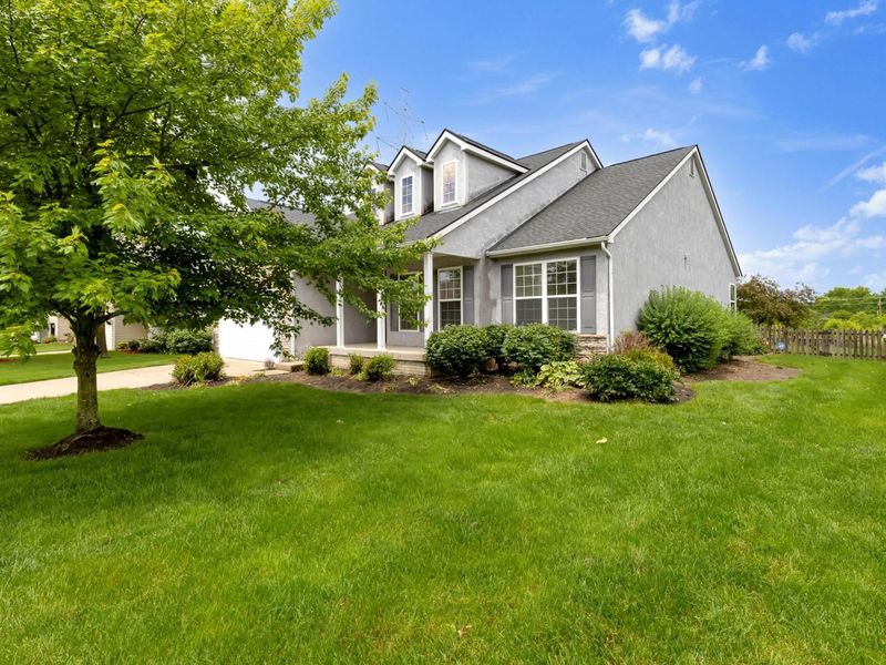 1010 Laketree Court W, Westerville, OH 43081 Photo 2
