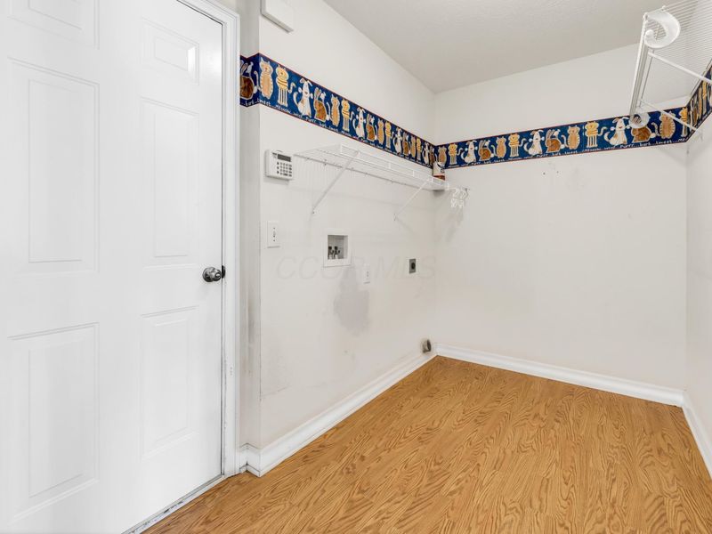 1010 Laketree Court W, Westerville, OH 43081 Photo 49