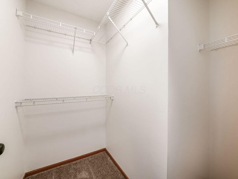 2927 Southfield Village Drive, Unit R, Grove City, OH 43123 Photo 29