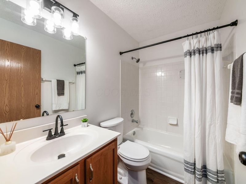 2927 Southfield Village Drive, Unit R, Grove City, OH 43123 Photo 32