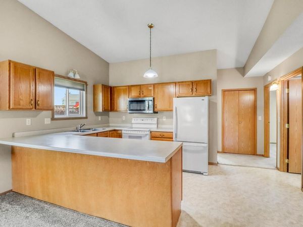 3413 38th Street S, Moorhead, MN 56560