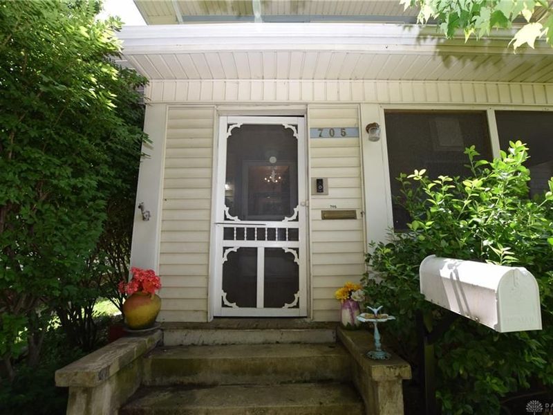 705 E Cassilly Street, Springfield, OH 45503 Photo 24