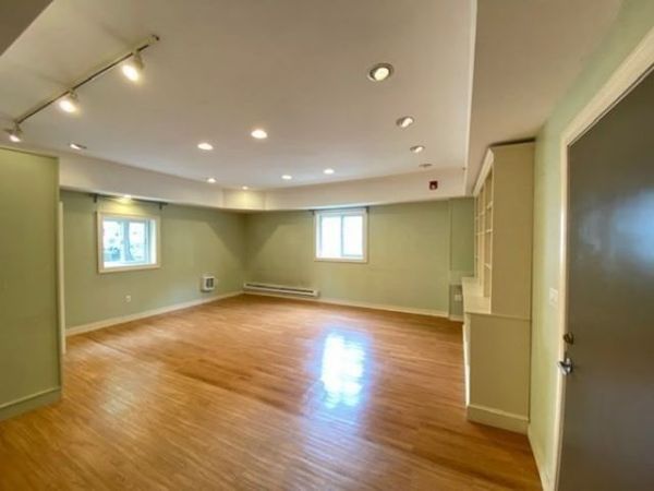 93 Harvey St, Unit 1, Cambridge, MA 02140