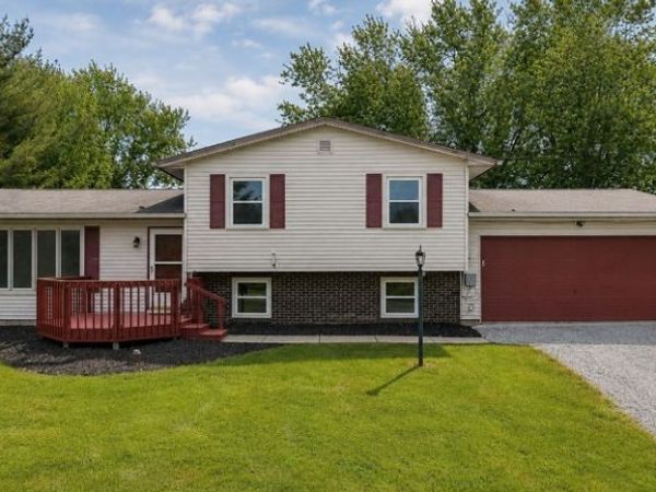 10960 Easton Street NE, Alliance, OH 44601