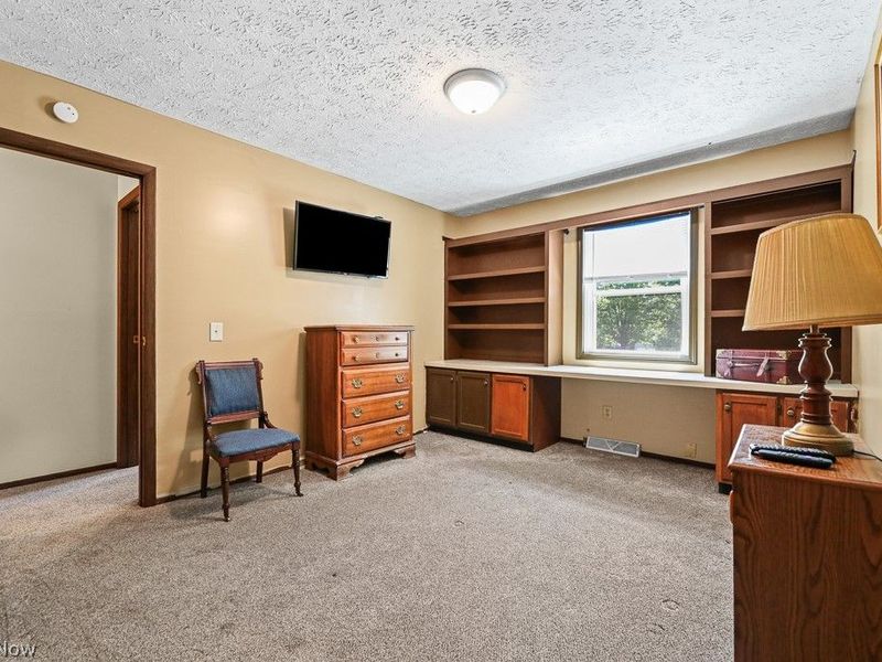 10960 Easton Street NE, Alliance, OH 44601 Photo 20