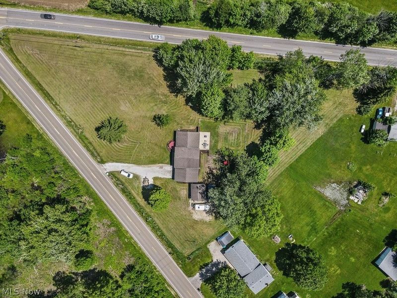 10960 Easton Street NE, Alliance, OH 44601 Photo 27