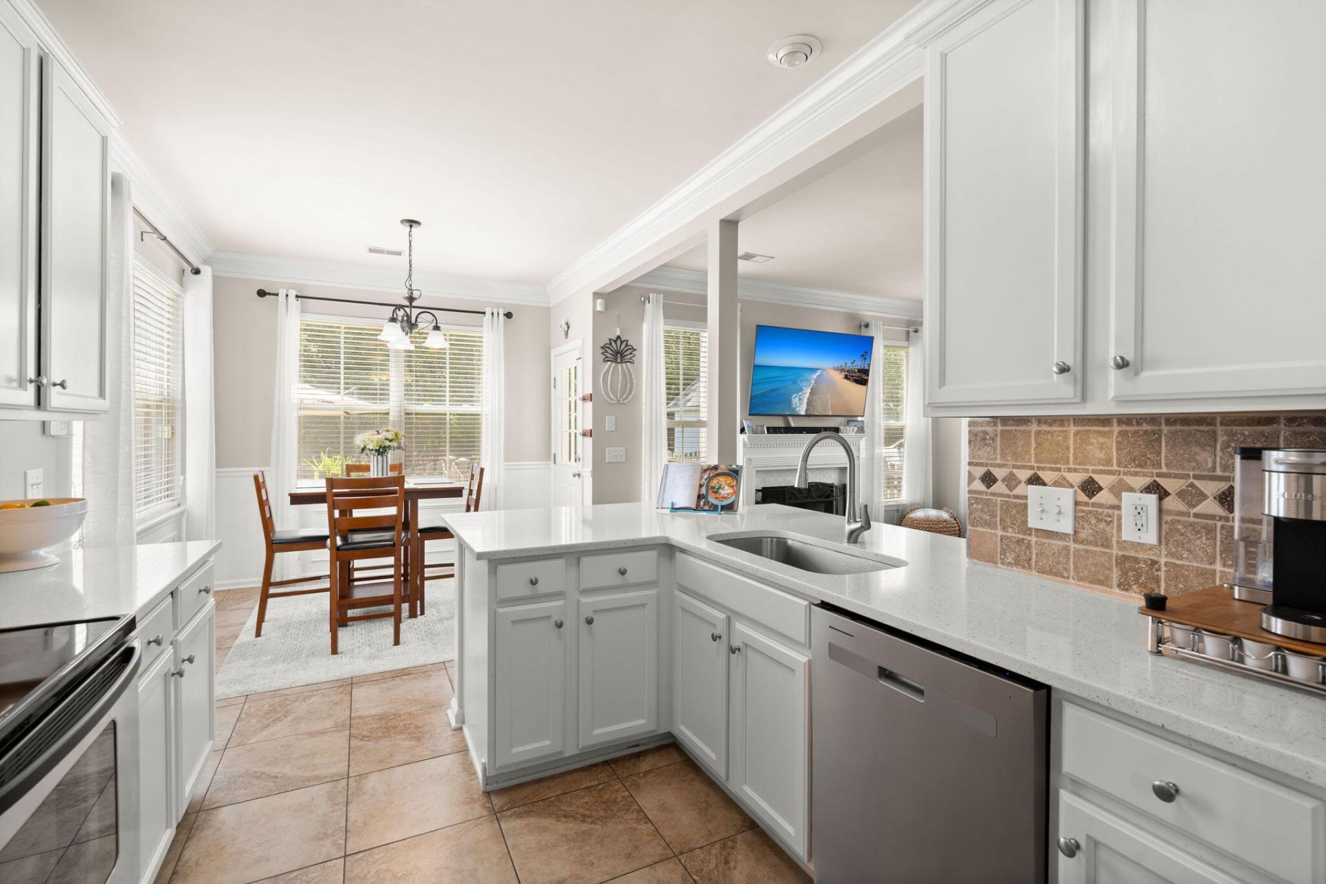 1885 Hubbell Drive Photo 19