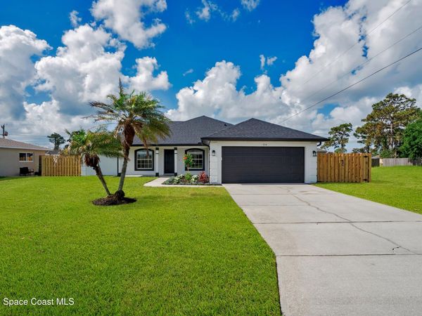 934 Eastlake Street SE, Palm Bay, FL 32909