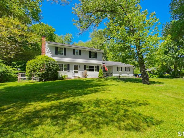 27 Powder Horn , Brookfield, CT 06804