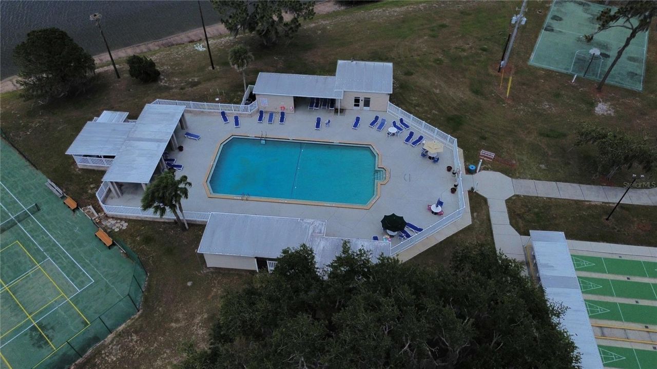 3421 Club Circle, Lakeshore, FL 33854 Photo