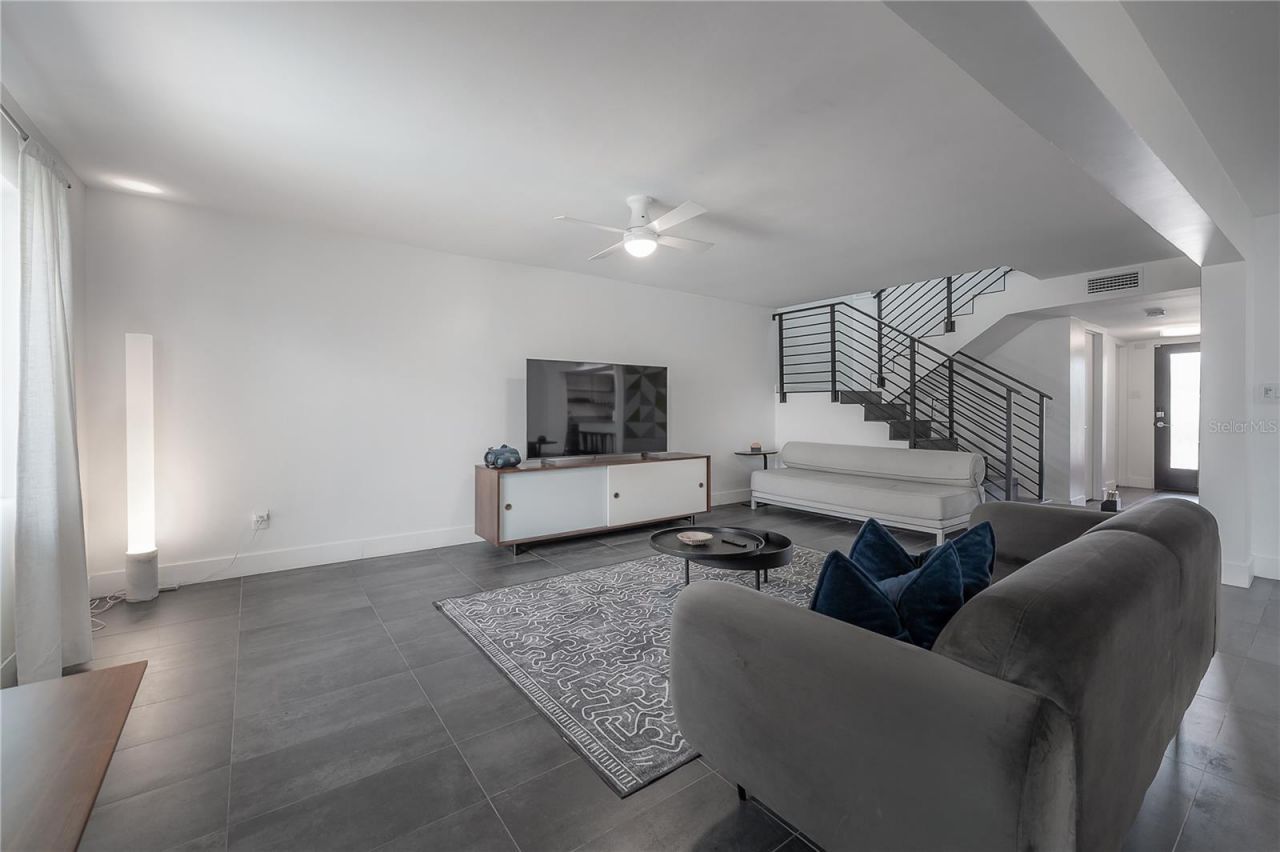 8757 Bay Pointe Drive, Tampa, FL 33615 Photo