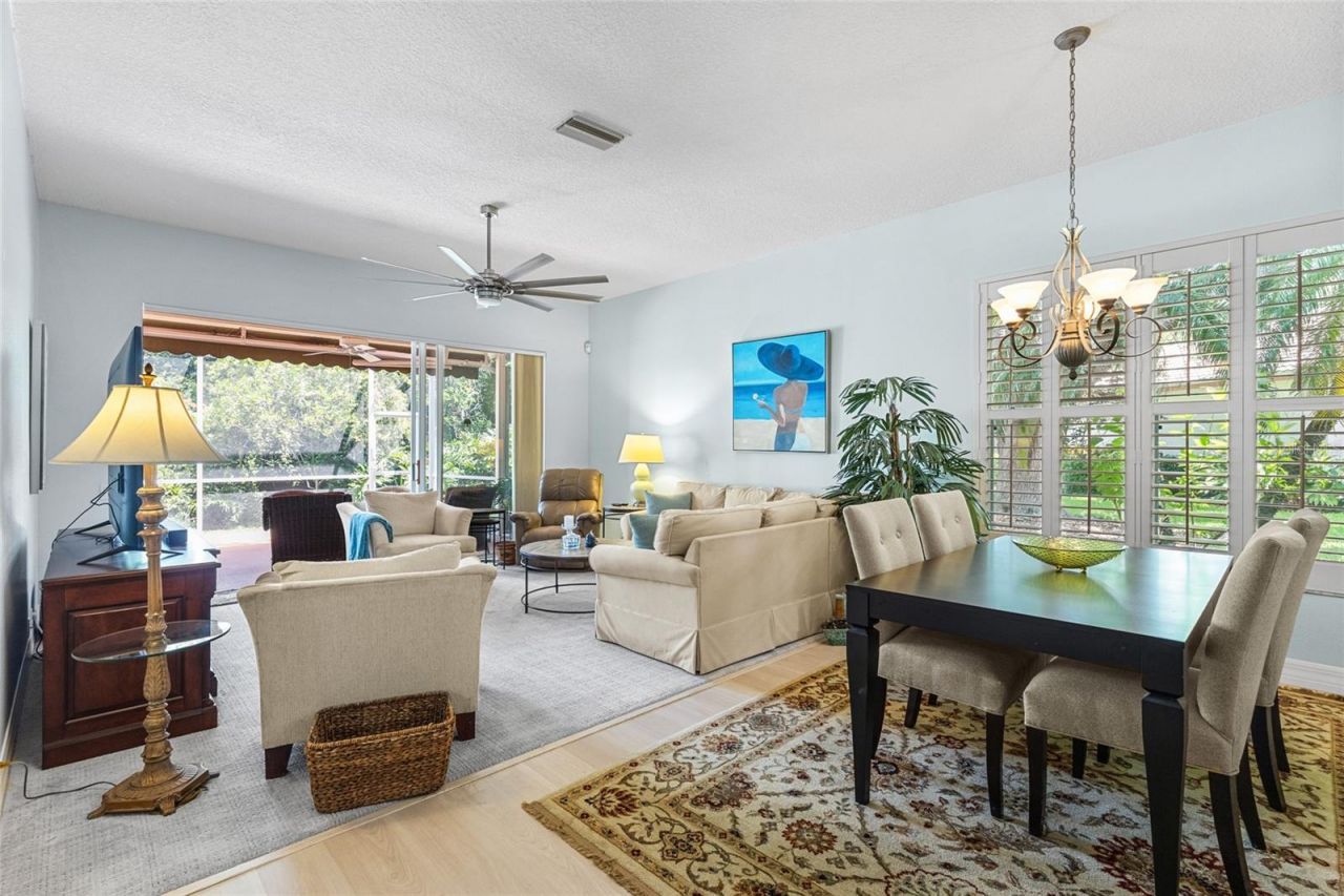 6662 Oakbrooke Circle, Bradenton, FL 34202 Photo