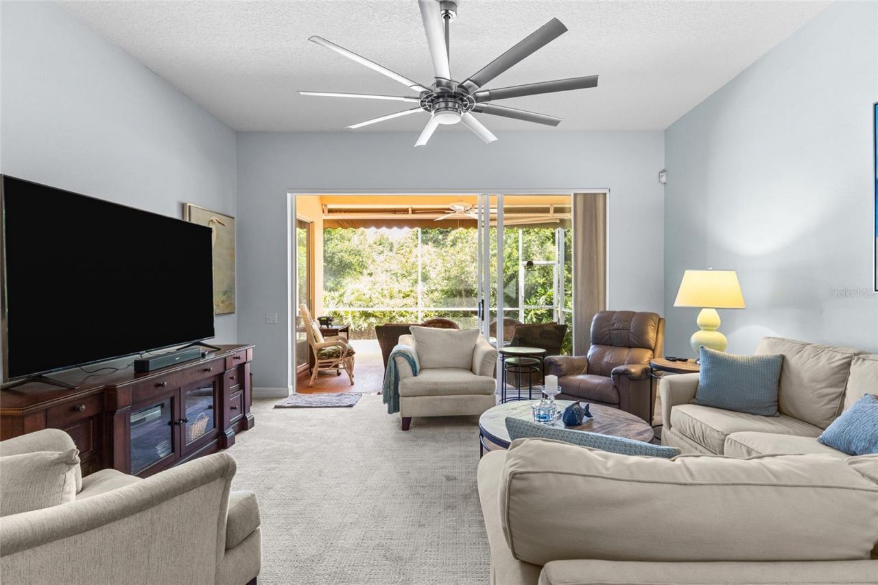6662 Oakbrooke Circle, Bradenton, FL 34202 Photo