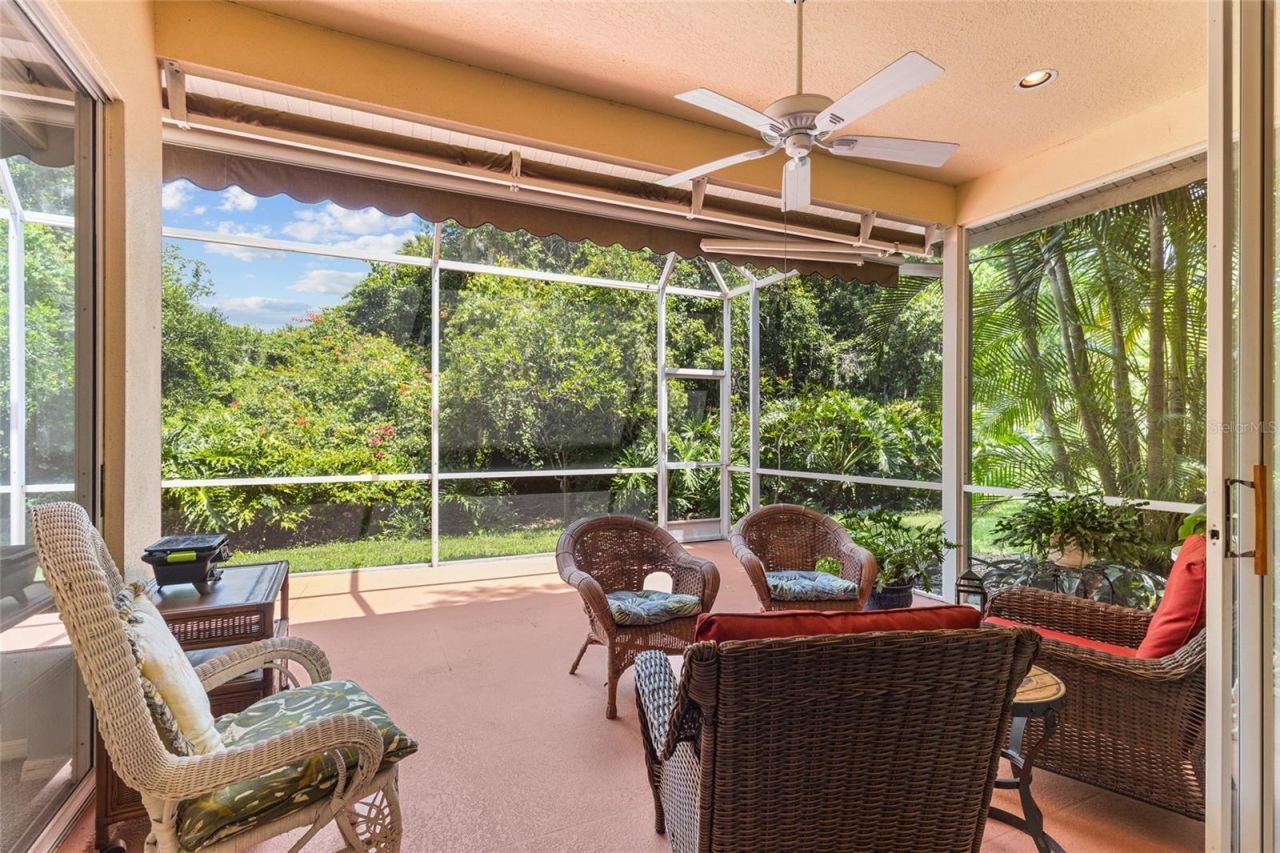 6662 Oakbrooke Circle, Bradenton, FL 34202 Photo